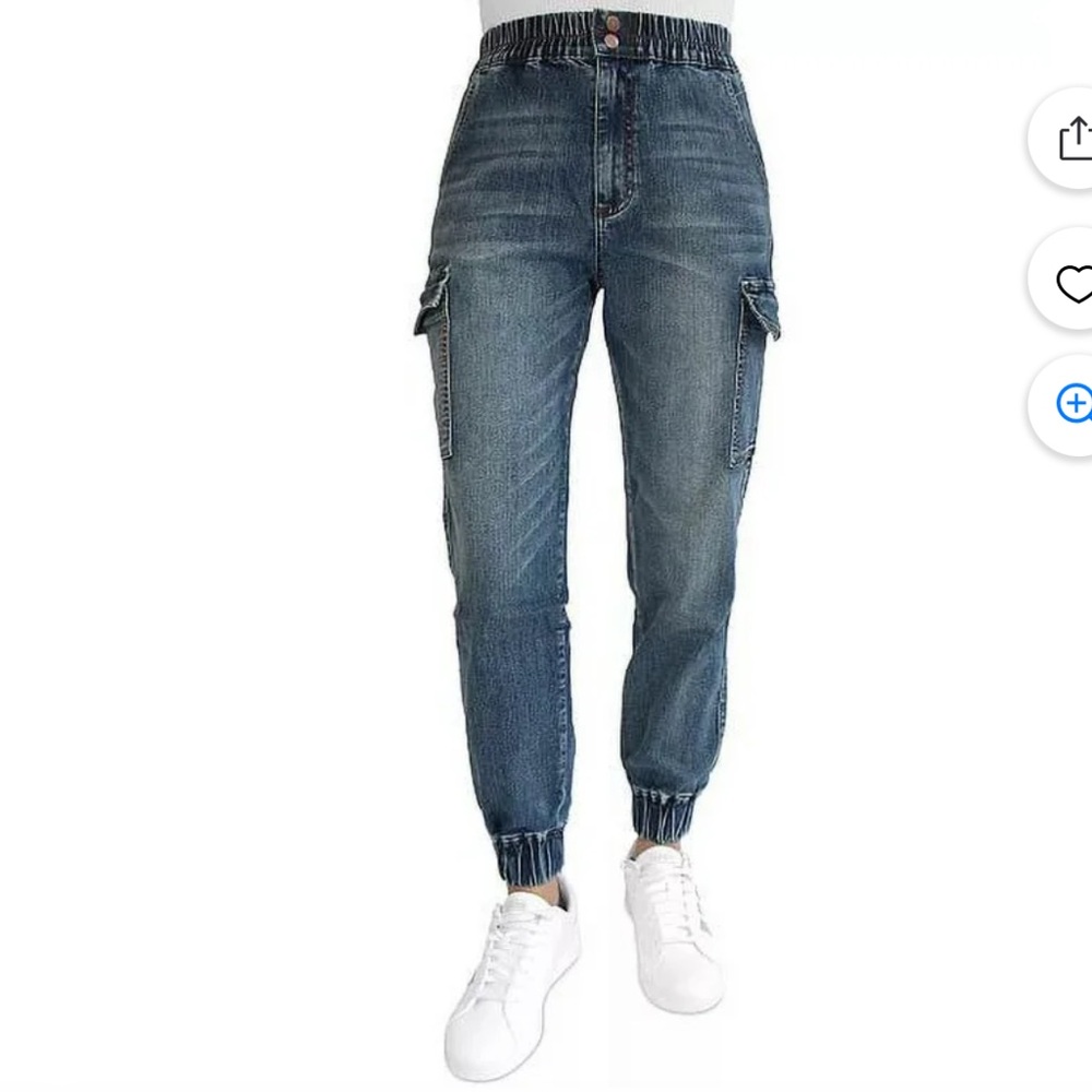 NWOT Blue Ankle Cropped Jogger Jeans